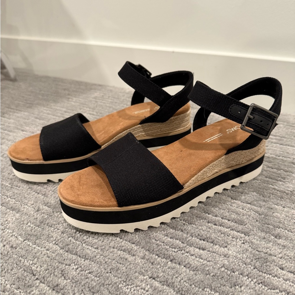 Toms Black and Tan Platform Sandals